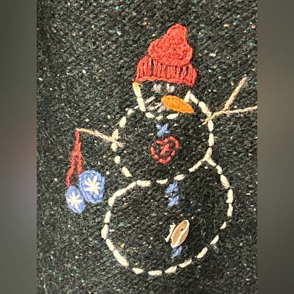 Vintage Woolrich Cardigan Sweater Womens XL Embroidered Snowman Grandmacore - Picture 3 of 10